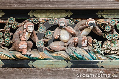 Three wise monkeys in Toshogu shrine, Nikko Stock Photo