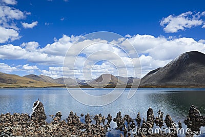 Tibet: sacred lake si jin la cuo Stock Photo