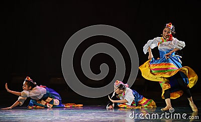 Tibetan girl Zhuoma-The national folk dance Editorial Stock Photo