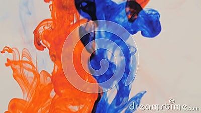 Tintas na água Vermelho e azul Tintas na água Vermelho e azul