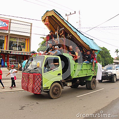 Tongkonan on a Truck Cultural Festival 2017 Editorial Stock Photo