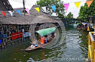 Khlong Lat Mayom floating market in Bangkok Editorial Stock Photo