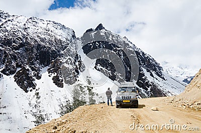 Tourist jeep at Chopta Valley. It is located at 4000 metres above sea level Editorial Stock Photo