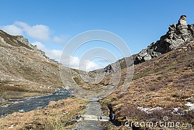 Trail along the Savage River