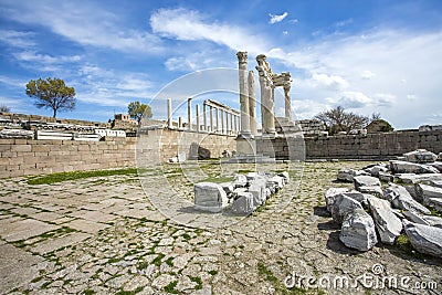 Trajan Temple columns in ancient city of Pergamon, Turkey Stock Photo