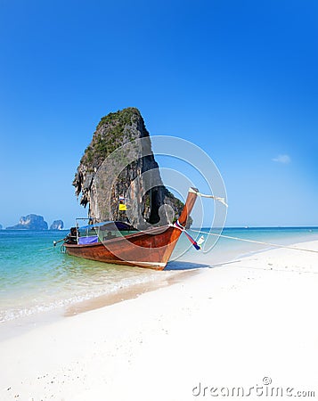 Travel boat on Thailand island beach. Tropical coast Asia landscape background Stock Photo