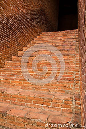 Treppe Des Roten Backsteins Lizenzfreie Stockbilder - Bild: 38299779