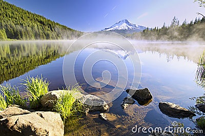 Trillium lake view at sunrise Stock Photo