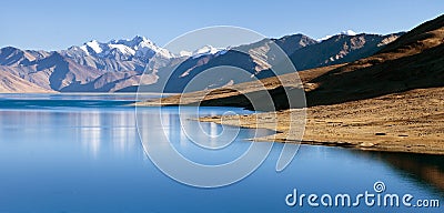 Tso Moriri Lake with Great Himalayan Range, Rupshu valley Stock Photo