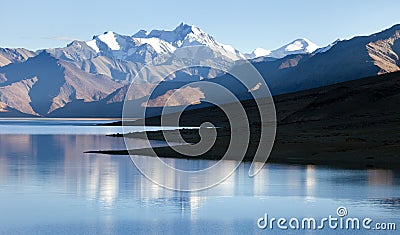 Tso Moriri Lake with Great Himalayan Range, Rupshu valley Stock Photo