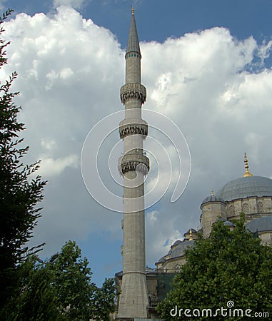 Turkey, Istanbul, Rustem Pasa, Cd. No:3, 34116 Fatih, New Mosque (Yeni Cami), the minaret of the mosque Stock Photo