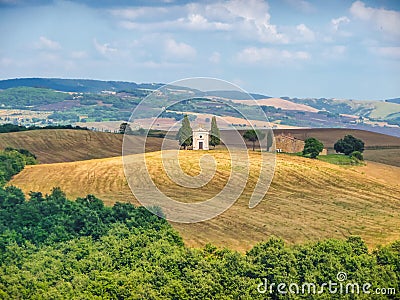 Tuscany landscape with famous Cappella della Madonna di Vitaleta in Val d'Orcia, Italy Stock Photo