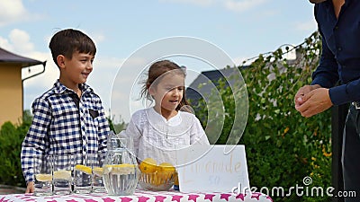 lemonade stand for kids near 46360 lemonade stand for kids near 46360