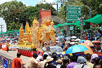 UBON RACHATANEE, THAILAND - JULY 20 : Thai candle festival parade at Ubon Rachatanee on July 20,2016 .Candle festival happen on B Editorial Stock Photo