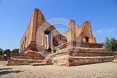 Ubosot (Ordination Hall) at Wat Mahaeyong, the ruin of a Buddhist temple in the Ayutthaya historical park Stock Photo