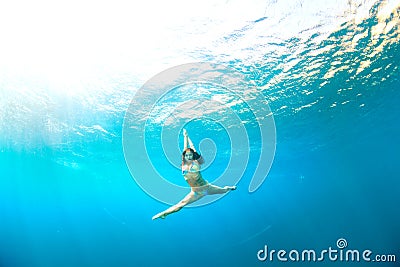 Underwater Jumping Royalty Free Stock Photos - Image: 37992238