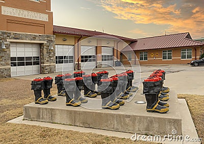 `United We Stand` by Eric McGehearty at Fort Fire Station Number 8 in Texas. Editorial Stock Photo