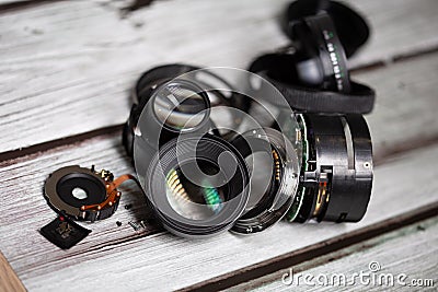 Unmade in pieces a photography lens kit with electronic circuit and different lenses Stock Photo