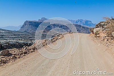Unpaved road to Wadi Ghul in Hajar Mountains, Om Stock Photo