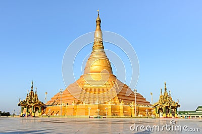 Uppatasanti Pagoda, Nay Pyi Taw, Myanmar Stock Photo