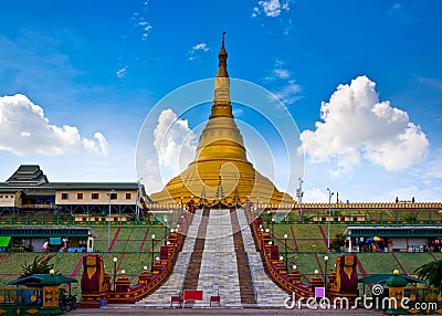 Uppatasanti pagoda in Naypyidaw city (Nay Pyi Taw), capital city of Myanmar (Burma). Stock Photo