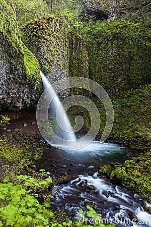 Upper ponytail falls in Columbia river gorge, Oregon Stock Photo