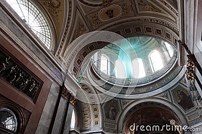 Upward view on round dome on top of Primatial Basilica of the Blessed Virgin Mary Assumed Into Heaven and St Adalbert in Esztergom Stock Photo