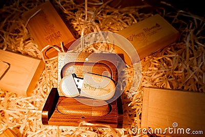 USB flash drive wood in a box. with laser engraving `happy moments`. set for the photographer, presentable set of photos, luxury Stock Photo