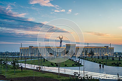 UZBEKISTAN, TASHKENT - JANUARY 4, 2023: The territory of the park New Uzbekistan with Monument of Independence in the Editorial Stock Photo