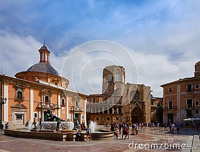 Valencia, Spain: La Seu Cathedral Valencia at Plaza de la Virgen Editorial Stock Photo