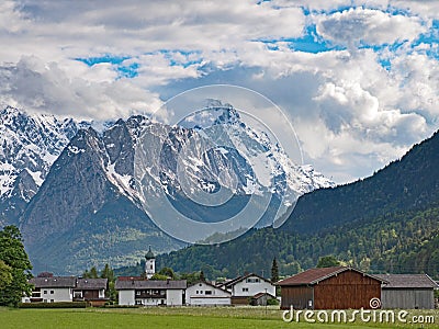 Valley Farchant and the Wetterstein mountain range in the Bavarian Alps, Germany Stock Photo