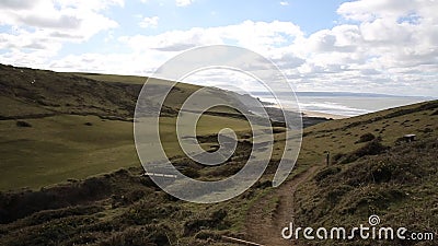 Van de Noord- sandymouthkust Cornwall Engeland het UK op de weg van de zuidwestenkust naar Bude Van de Noord- sandymouthkust Cornwall Engeland het UK op de weg van de zuidwestenkust naar Bude