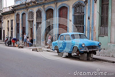 Vehicle Maintenance, Central Havana Street Scene Editorial Stock Photo