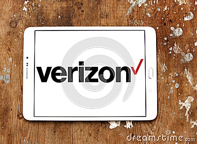 Verizon mobile operator logo Editorial Stock Photo