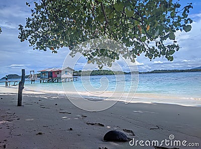 A very hot, quiet afternoon by the beach is a perfect place for tranquillity Stock Photo