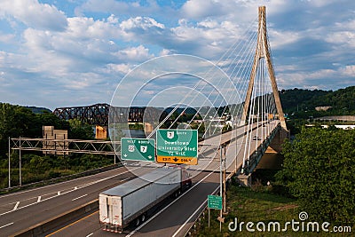 Veterans Memorial Bridge - US Route 22 - Ohio River - Weirton, West Virginia and Steubenville, Ohio Stock Photo