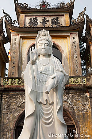 Vietnam, Dai Bai, Bac Ninh Province, Quan Am Statue Stock Photo