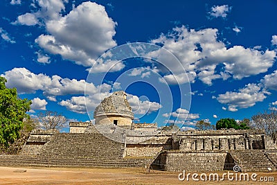 View of the El Caracol, Observatory, in the archaeological zone of Chichen Itza Stock Photo