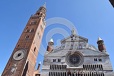 The facade of the imposing Cathedral of Cremona - Cremona - Ital Stock Photo