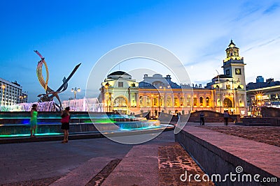 View of Kievskiy railway station at night in June 14, 2012 in Moscow, Russia. Editorial Stock Photo