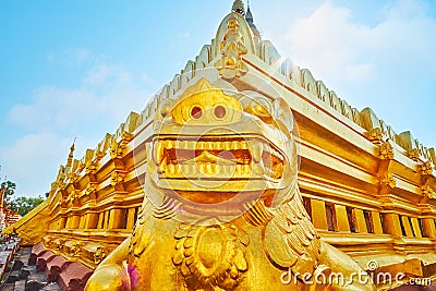 The golden head of Chinthe lion, Shwezigon Pagoda, Bagan, Myanmar Stock Photo