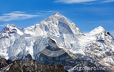 View of mount Makalu (8463 m) from Kongma La pass Stock Photo