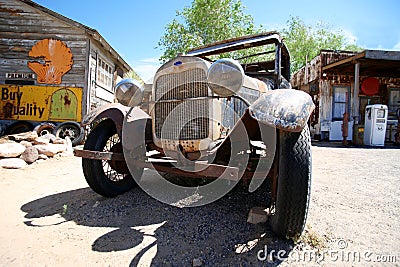 Vintage ford in road 66 Stock Photo