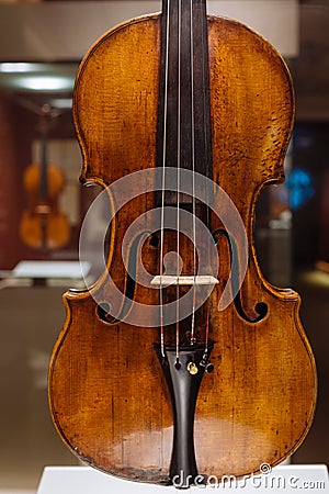 Violin, Antonio Stradivary, Cremona, Italy, 1707 Stock Photo