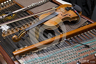 Violin with a microphone on a dulcimer Stock Photo