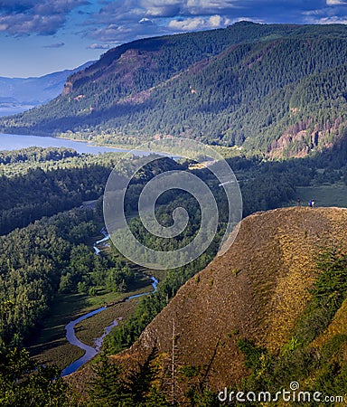 Crown Point Vista view of the hills and rivers in Oregon in early afternoon Stock Photo