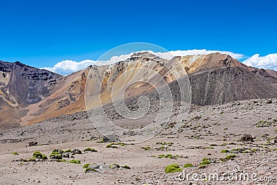 Volcano Chachani 6000 m summit in Peru desert high mountains of Altiplano Stock Photo