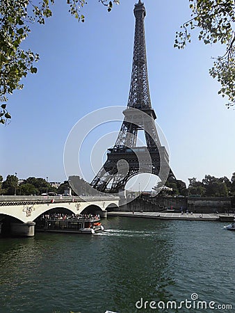 Vue de la Tour Eiffel avec la Seine, View of the Eiffel tower in Paris Stock Photo