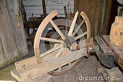 Wagon wheel under construction at New Salem, Illinois Stock Photo