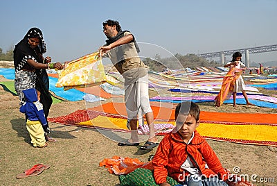 Washer-men family in India Editorial Stock Photo